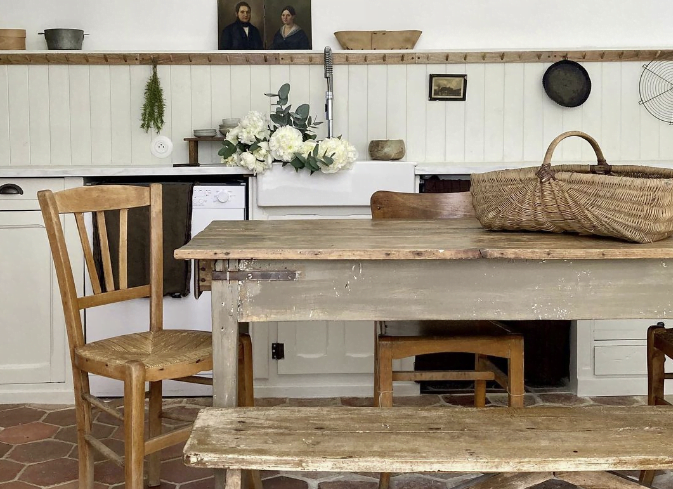 Classic Country Cottage Kitchen