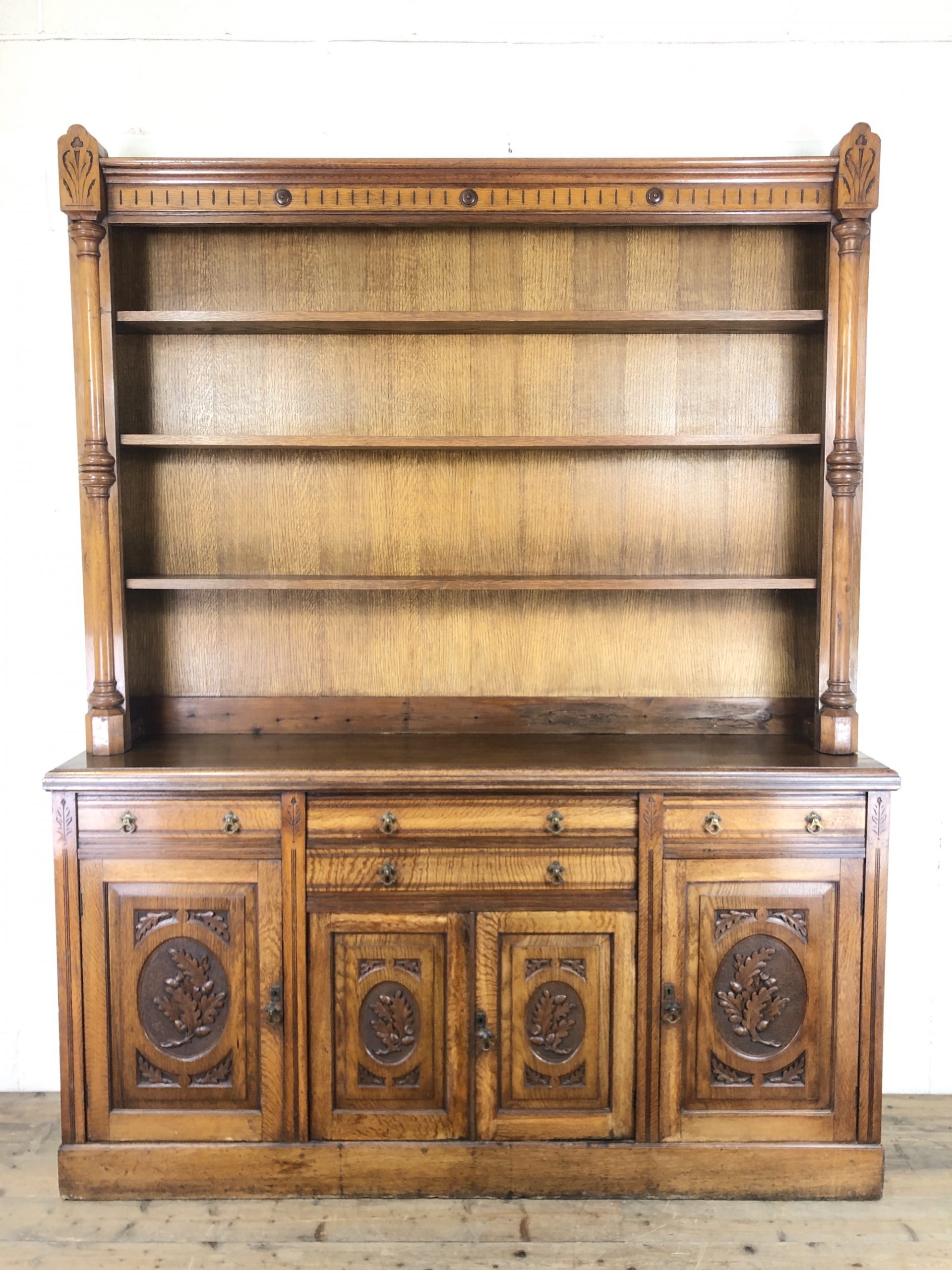 Early 20th Century Antique Oak Dresser