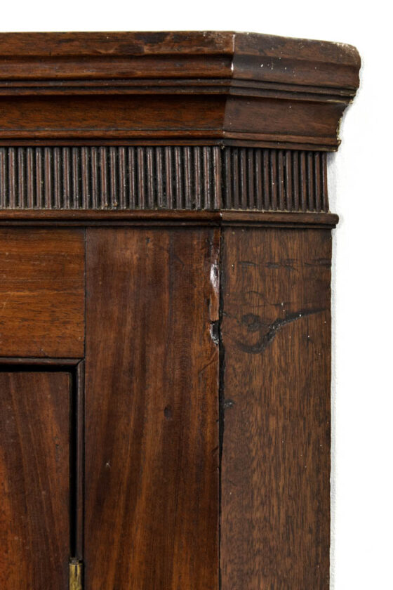 M-1696 Antique 19th Century Mahogany Hanging Corner Cupboard Penderyn Antiques (4)