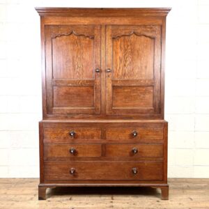 Early 19th Century Welsh Oak Cupboard
