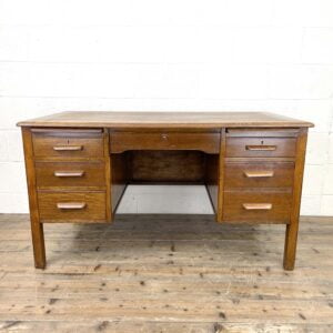 Early 20th Century Antique Oak Pedestal Desk