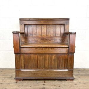 Small Pitch Pine Settle with Storage