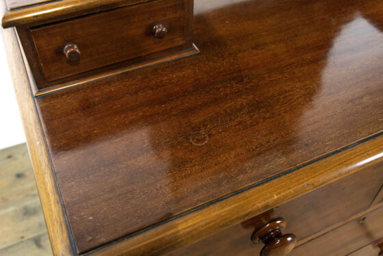 M-3546 Antique Mahogany and Pine Dressing Table Chest Penderyn Antiques (3)