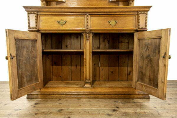 M-3651 Antique Oak and Pine Sideboard with Mirror Top Penderyn Antiques (5)