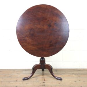Georgian Mahogany Tilt Top Table