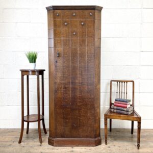 Early 20th Century Antique Oak Hall Cupboard