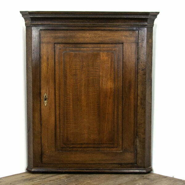 M-2679 Georgian Antique Oak Hanging Corner Cupboard Penderyn Antiques (1)