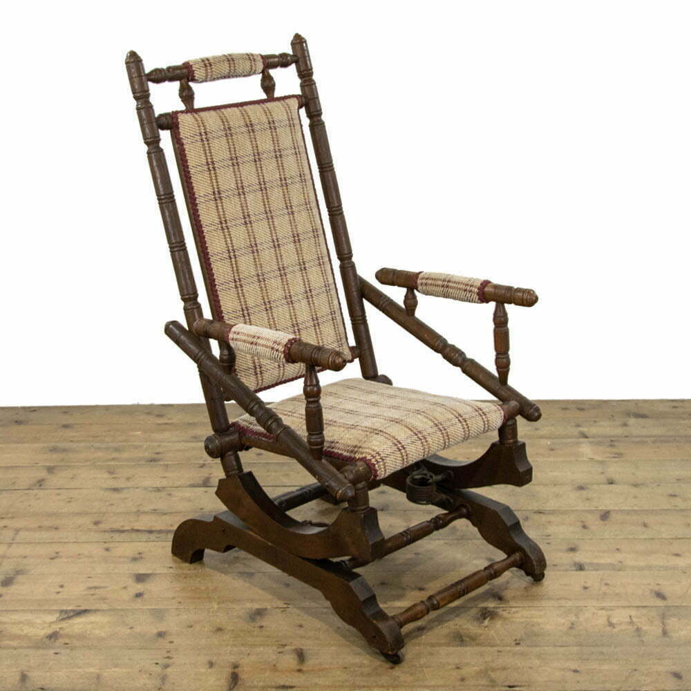 Early 20th Century Antique American Rocking Chair