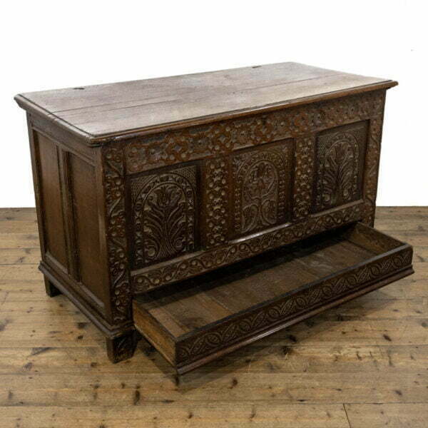 M-3937 Antique Century Carved Oak Mule Chest Penderyn Antiques (1)
