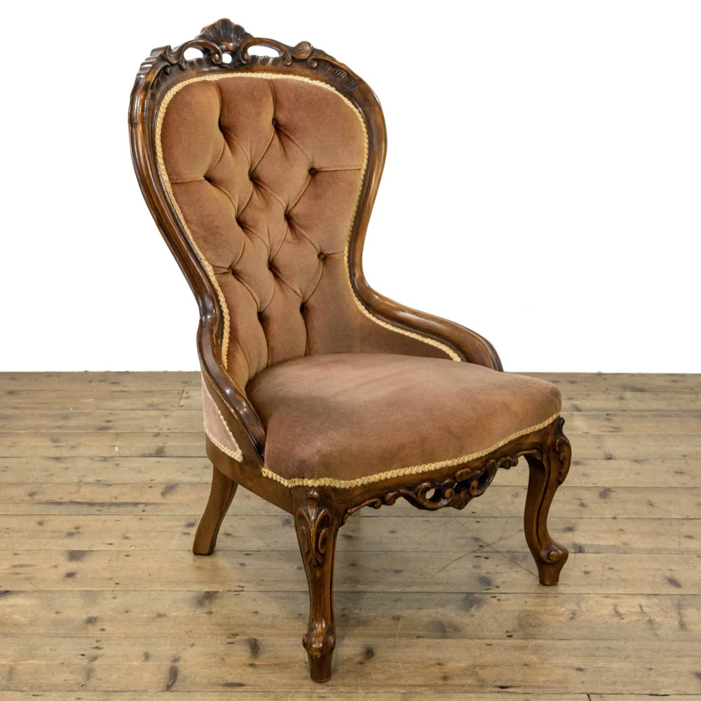 Victorian Walnut Button Back Salon Chair