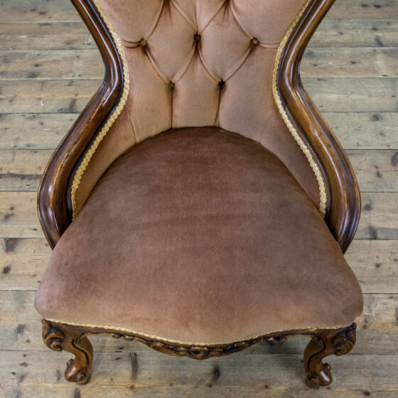 M-4104 Victorian Walnut Button Back Salon Chair Penderyn Antiques (3)