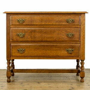 Oak Chest of Drawers