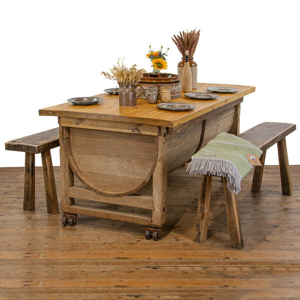 M-2851 Rustic Bespoke Table with Benches Penderyn Antiques (1)