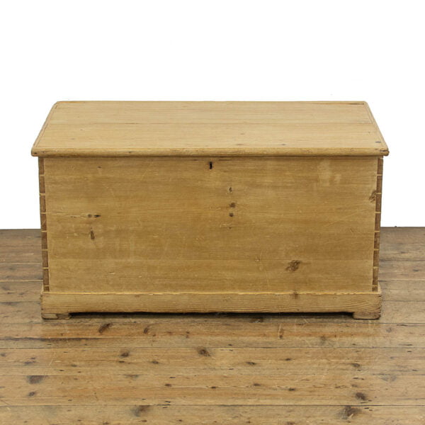 M-4793 Antique Pine Trunk or Blanket Box Penderyn Antiques (2)