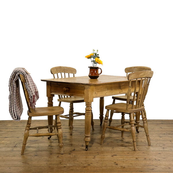 M-4879 Antique Pine Farmhouse Kitchen Table Penderyn Antiques (1)