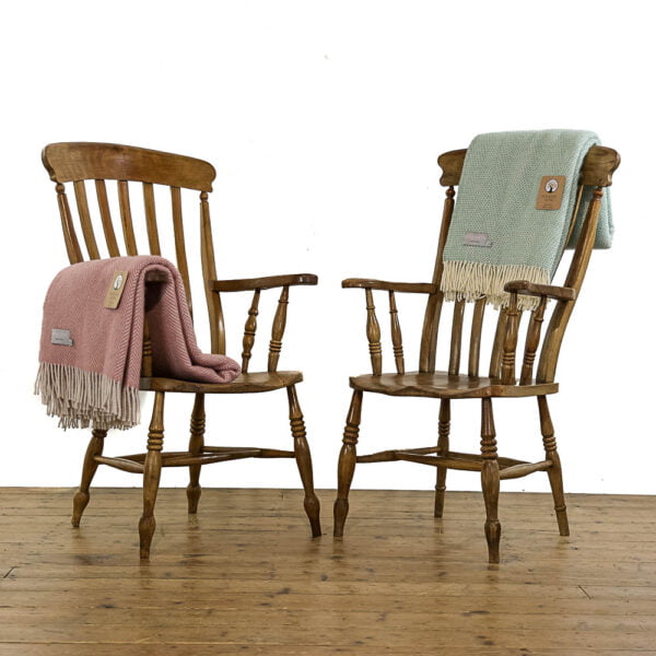 M-4997 & M-4998 Two Similar Antique Windsor Armchairs Penderyn Antiques (1)