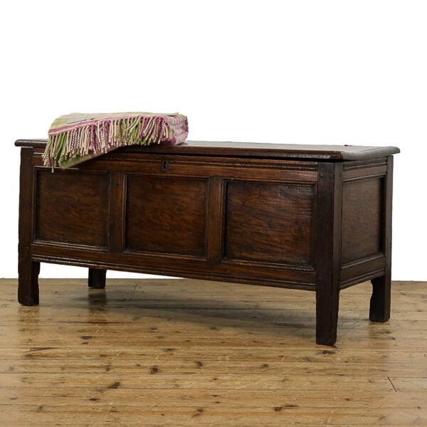 M-5022 18th Century Oak Coffer Penderyn Antiques (1)