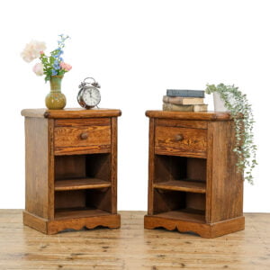 M-5090 Pair of Pine Bedside Cabinets Penderyn Antiques (1)