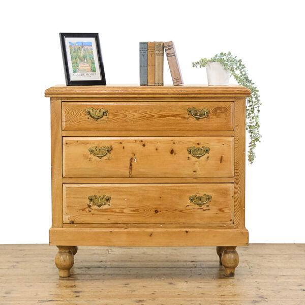 M-5128 Antique Pine Chest of Drawers Penderyn Antiques (1)