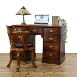 M-5138 Early 20th Century Oak Pedestal Desk Penderyn Antiques (1)