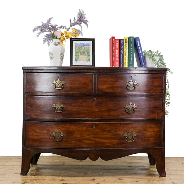 M-5147 Antique 19th Century Mahogany Bowfront Chest of Drawers Penderyn Antiques 1