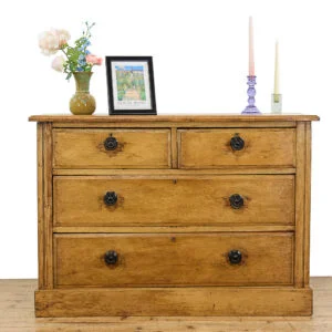 M-5243 Antique Pine Chest of Drawers Penderyn Antiques (1)