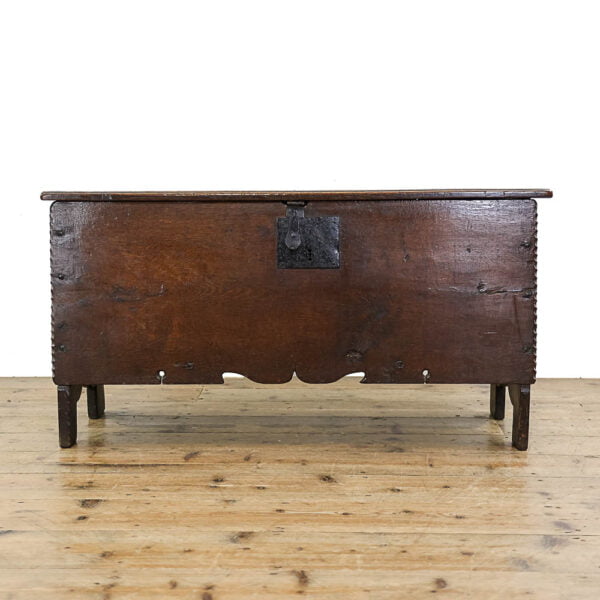 M-5289 Antique 18th Century Six Plank Oak Coffer Penderyn Antiques (1)