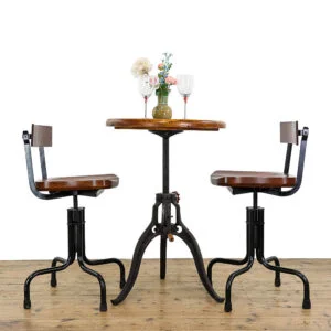 M-5316 Vintage Industrial Table with Stools Penderyn Antiques (1)