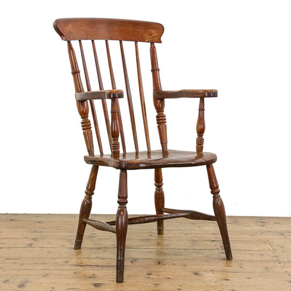 M-5322 Antique Windsor Oak Armchair Penderyn Antiques 1
