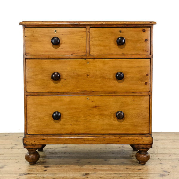 M-5627 Antique Pine Chest of Drawers Penderyn Antiques (1)