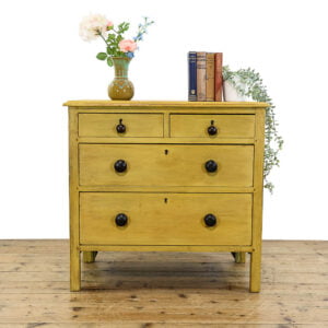 M-5629 Small Antique Pine Chest of Drawers Penderyn Antiques (1)