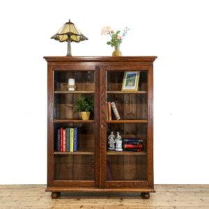 M-5546 Early 20th Century Antique Oak Glazed Display Cabinet Penderyn Antiques (1)