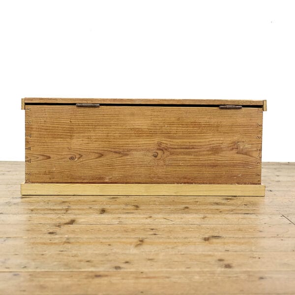 M-5488 Antique Pine Blanket Box Penderyn Antiques (4)