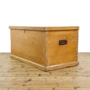 M-5558 Antique Late Victorian Pine Trunk Penderyn Antiques (1)