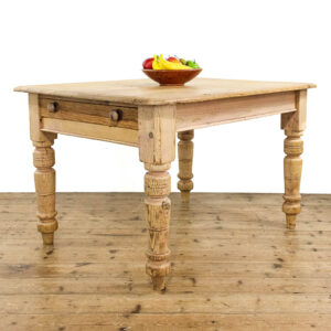 M-5667 Rustic Pine Kitchen Table Penderyn Antiques (1)