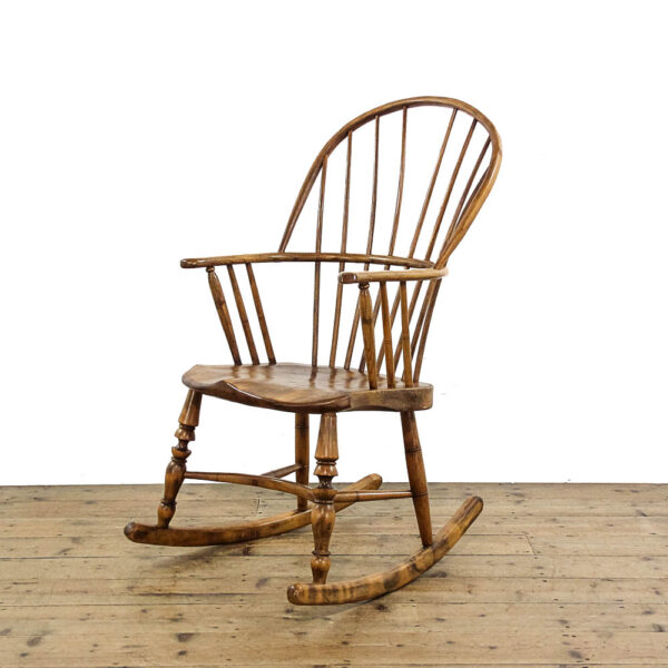 M-5828 Antique Windsor Rocking Chair Penderyn Antiques (1)