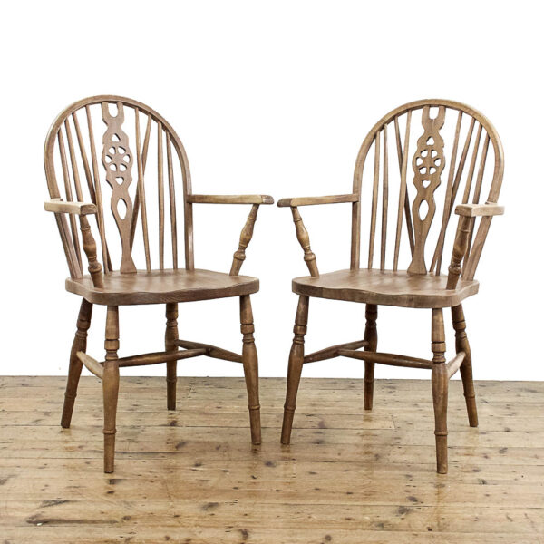 M-5774 Two Antique Beech Wheelback Windsor Armchairs Penderyn Antiques (1)