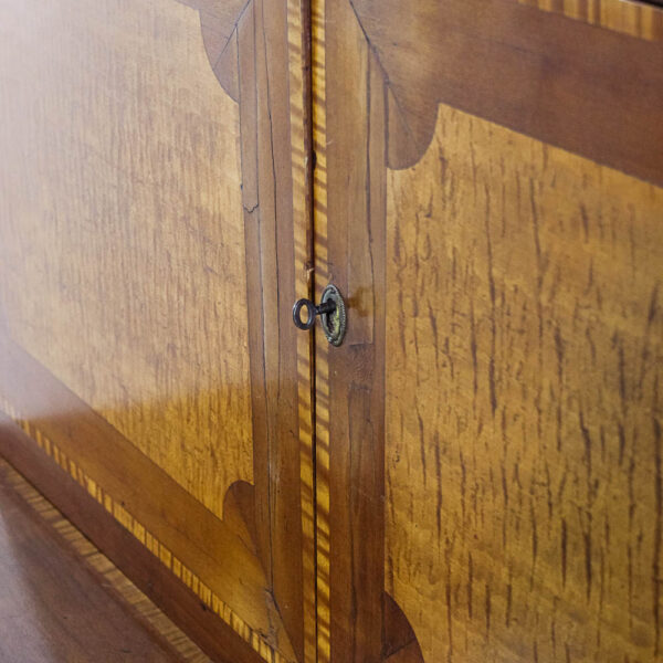 M-5809 Antique Walnut and Satinwood Writing Cabinet Penderyn ANtiques (9)