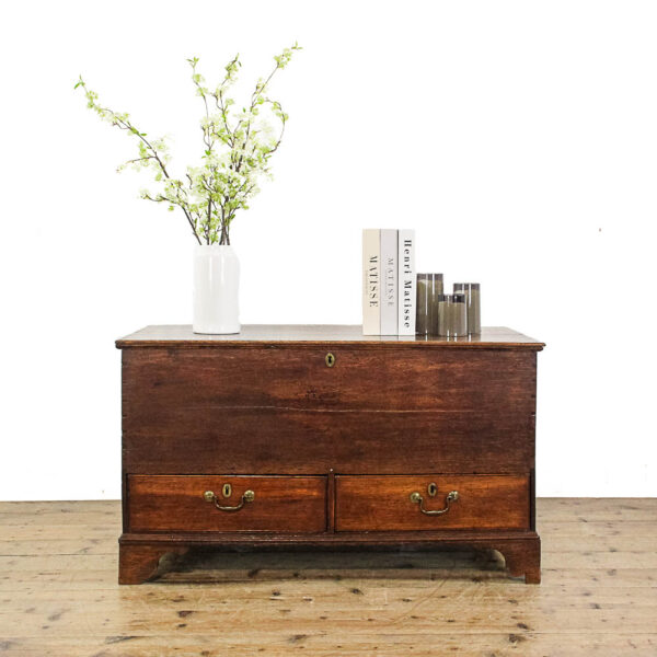 M-5857 Antique 18th Century Oak Mule Chest Penderyn Antiques (1)
