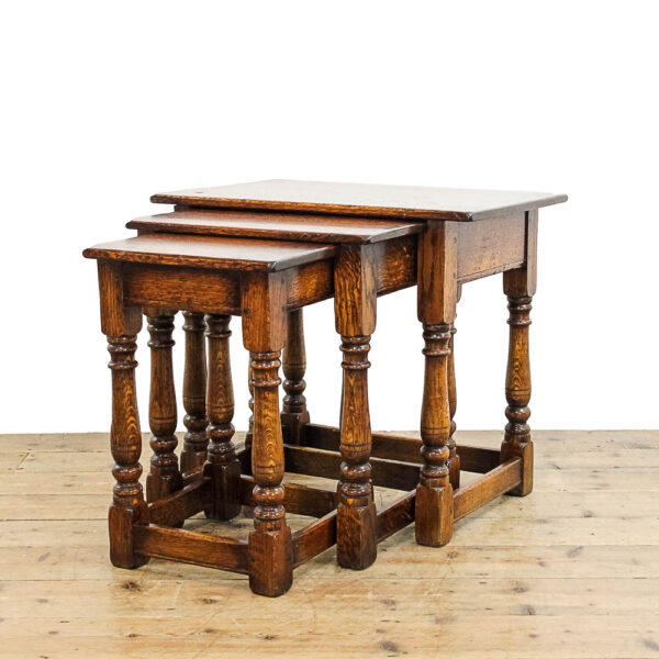 M-5952 Vintage Georgian Style Oak Nest of Three Tables Penderyn Antiques (2)