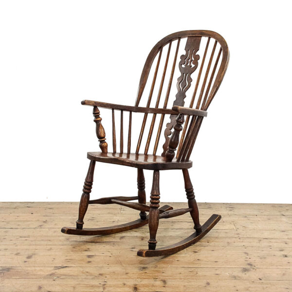 M-5951 Antique Elm and Beechwood Windsor Rocking Chair Penderyn Antiques (1)