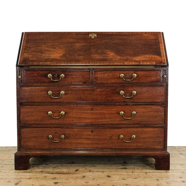 M-6095 Antique George III Mahogany Bureau penderyn antiques (2)