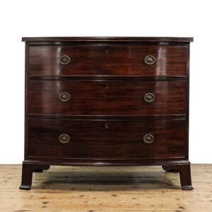M-6074 Antique Mahogany Bow Front Chest of Drawers penderyn antiques (1)