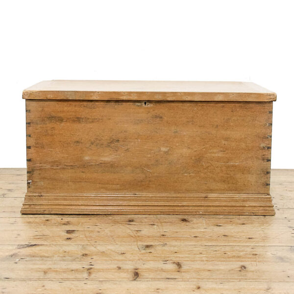 M-6105 Antique 19th Century Pine Trunk penderyn antiques (1)