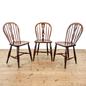 M-6136 Set of Three Antique Georgian Windsor Chairs penderyn antiques (1)