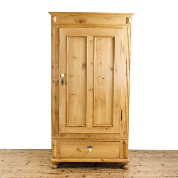 M-6187 Antique Continental Pine Door Wardrobe penderyn antiques (1)