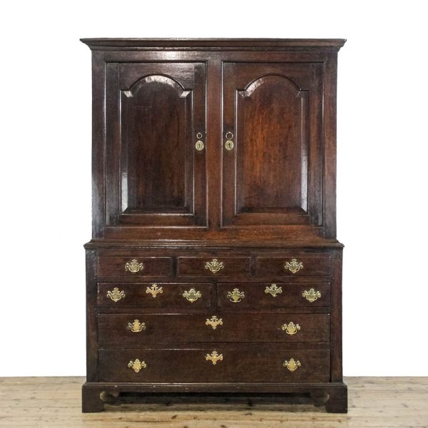 M-6331 Antique 18th Century Oak Housekeepers Cupboard penderyn antiques (1)