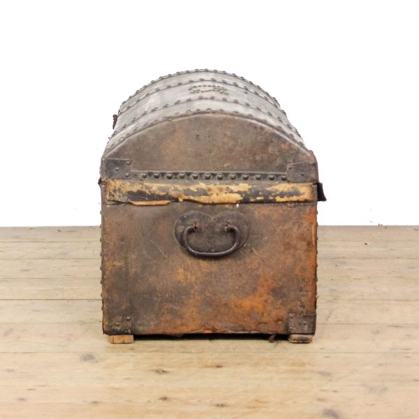 M-6394 Antique Leather Domed Trunk (5)