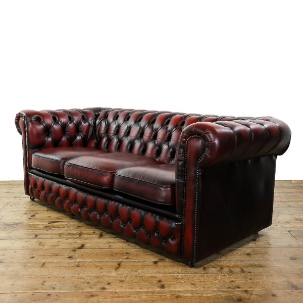 M-5697 Vintage Oxblood Red Leather Chesterfield Sofa (1)