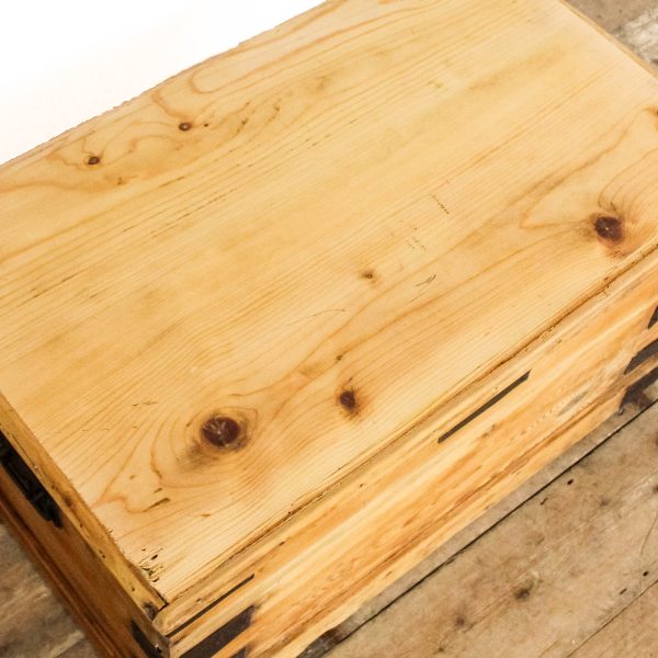 M-6648 Antique Small Pine Trunk (13)
